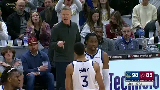 JORDAN POOLE YELLED AT BY STEVE KERR AFTER STUPID TURNOVER! "GET UR HEAD IN THE GAME! COME ON!