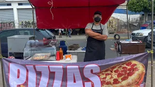 mi puesto de pizza en el tianguis de las torres