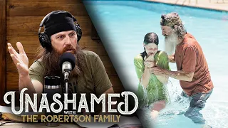 Everyone Phil Baptizes Has One Thing in Common & Jase Is Deeply Moved by a Widower’s Story | Ep 833