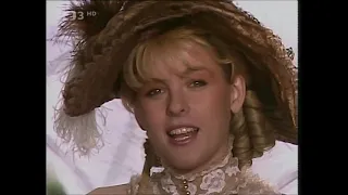 Iveta Bartošová - Léto (1986),  z pořadu Chyť si stop!