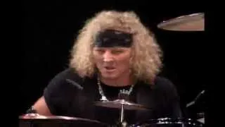 SOLO DE BATERIA GN'R (MATT SORUM) LIVE IN TOKIO 1992