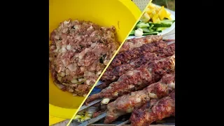 Этот фарш для люля-кебаба никогда не спадает с шампура /This minced kebab never falls off the skewer