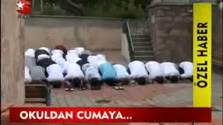 Uğur Dündar: "Cuma namazına giden çocuklar...!!"