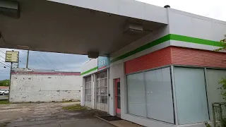 Abandoned Mobil Gas Station ~ Livingston, TN