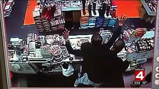 Video shows armed robbery at beauty supply store in Detroit