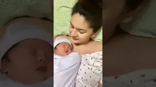 PAULEEN LUNA WITH HER DAUGHTER BABY TALI