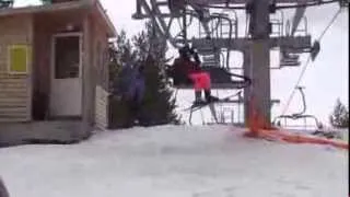 Ski lift fail in Bulgeria...Hilarious!!!!!!