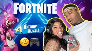 TEACHING MY GIRLFRIEND HOW TO PLAY FORTNITE FOR THE FIRST TIME!!! *SHE ALMOST WON*