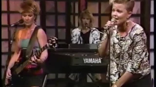 Go Go's - Head Over Heels/Yes or No live - Tonight Show 1984 (great sound/video)