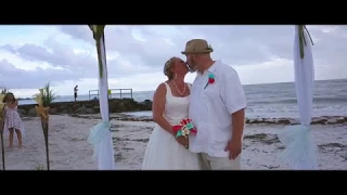 Heather + Scotty = a John's Pass - Madeira Beach Wedding