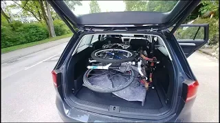 2 x Fahrräder im Passat Kofferraum transportieren