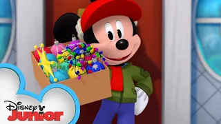 The Lights Before Christmas 🎄 | Mickey Mouse Hot Diggity Dog Tales | Disney Junior