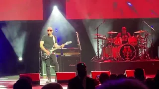 Joe Satriani - Surfing @ London Palladium