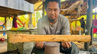 Knife Making - Forging A SURVIVAL KNIFE From The Rusty AXLE