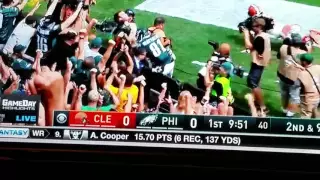 SLOW MOTION Camera man KNOCKED OUT by Mathews TD. Browns @ Eagles 9/11/16