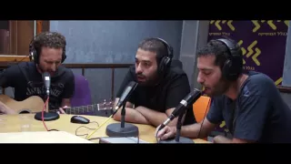 טונה ונצ'י נצ' - עולם משוגע (חי באולפן גלגלצ)