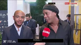 Foot - Trophées UNFP : Ronaldinho : « Très heureux de participer à cette cérémonie »