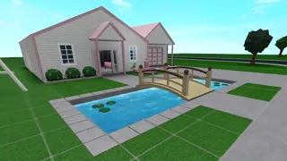 Barbie Dream House vs. Wednesday Addam's House - Bloxburg Build Battle