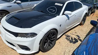 COPART HAS A NICE HELLCAT REDEYE CHARGER 🔥 COPART WALK AROUND