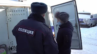 Амурские полицейские исполнили новогоднее желание воспитанника подшефного детского дома