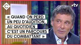 Sandrine Kiberlain & Pascal Elbé : faits pour s’entendre ! - C à vous - 11/11/2021