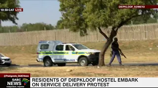 Diepkloof Protest | Shots fired, teargas and stones flung between police and residents