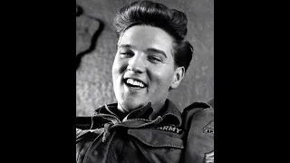 Elvis Presley the most beautiful man that has ever existed on the planet