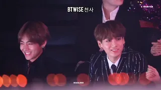 BTS REACTION TO TWICE DANCE STAGE MOMENTS #bangtwice #BTwiSe천사 #bts #twice