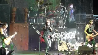 Alice Cooper - "Feed My Frankenstein" and "Poison" Live in Bristow,Va. on 6/30/12 Songs 7-8 of 11