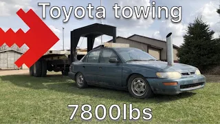 Toyota Corolla Pulling Goosneck Trailer 7800Lbs