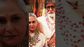 Amitabh Bachchan with wife Jaya Bachchan💞🌹🔥#viral #amitabhbachchan #jayabachchan