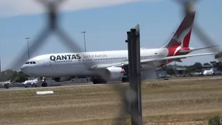 *INCREDIBLE SOUND* RARE Qantas Airbus A330-200 Takeoff From Adelaide Airport