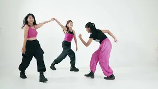 Jalan Keluar - Sheera Ariana ( Dance Performance Video )