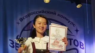 12-летняя китаянка победила в конкурсе! Пела песню "Веселый Ветер".