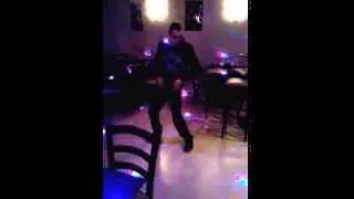 Andy Pooltable Dancing