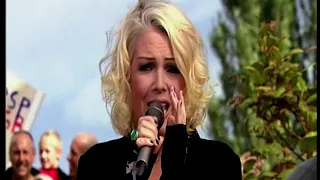 Kim Wilde - Sleeping Satellite (LIVE 2011)