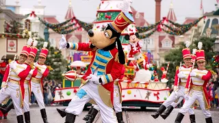 Disney's Christmas Parade 2019 - La Parade de Noël Disney. Disneyland Paris, 10th of December 2019