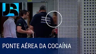 Jovens pobres são usados pelo tráfico para fazer a ponte aérea da cocaína