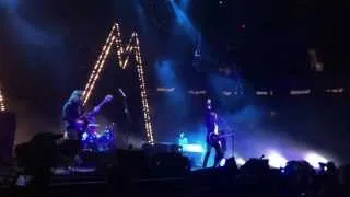 Arctic Monkeys - Don't Sit Down 'Cause I Moved Your Chair live at MSG