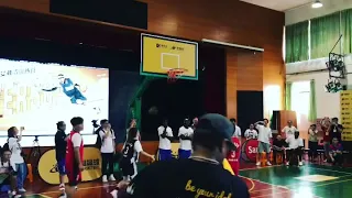 Allen Iverson playing 3 on 3 with his fans and training camp students (2019)