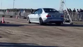 BMW E39 M5 vs Audi RS4  ;-)