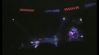 Queen - Bohemian Rhapsody (Live) (Monterrey, 1981)