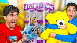 ¡VACIANDO una MÁQUINA DE PELUCHES GIGANTE al 100%! Con TheDonato, AntronixxG, Barbie y Josué *ÉPICO*