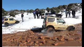 Suzuki Jimny vs snow and ice