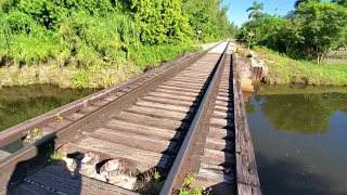 Was There a Railroad Swing Bridge Here ?