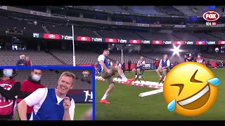 Jonathan Brown *FAILS* The Torpedo in the 2021 AFL LONGEST KICK!