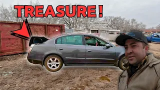 Why did they Leave THAT in the Trunk? (Junkyard Treasure)