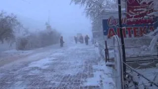 Outside, when the -48 degrees.  Yakutsk. 06/02/2014 当街道霜冻-48度