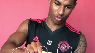 BUZZ WIRE CHALLENGE BY RASHFORD MANCHESTER UNITED PLAYER [EPIC REACTION AT THE END]