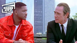 Men in Black: A Person is Smart, People Are Dumb (WILL SMITH & TOMMY LEE JONES FUNNY SCENE)